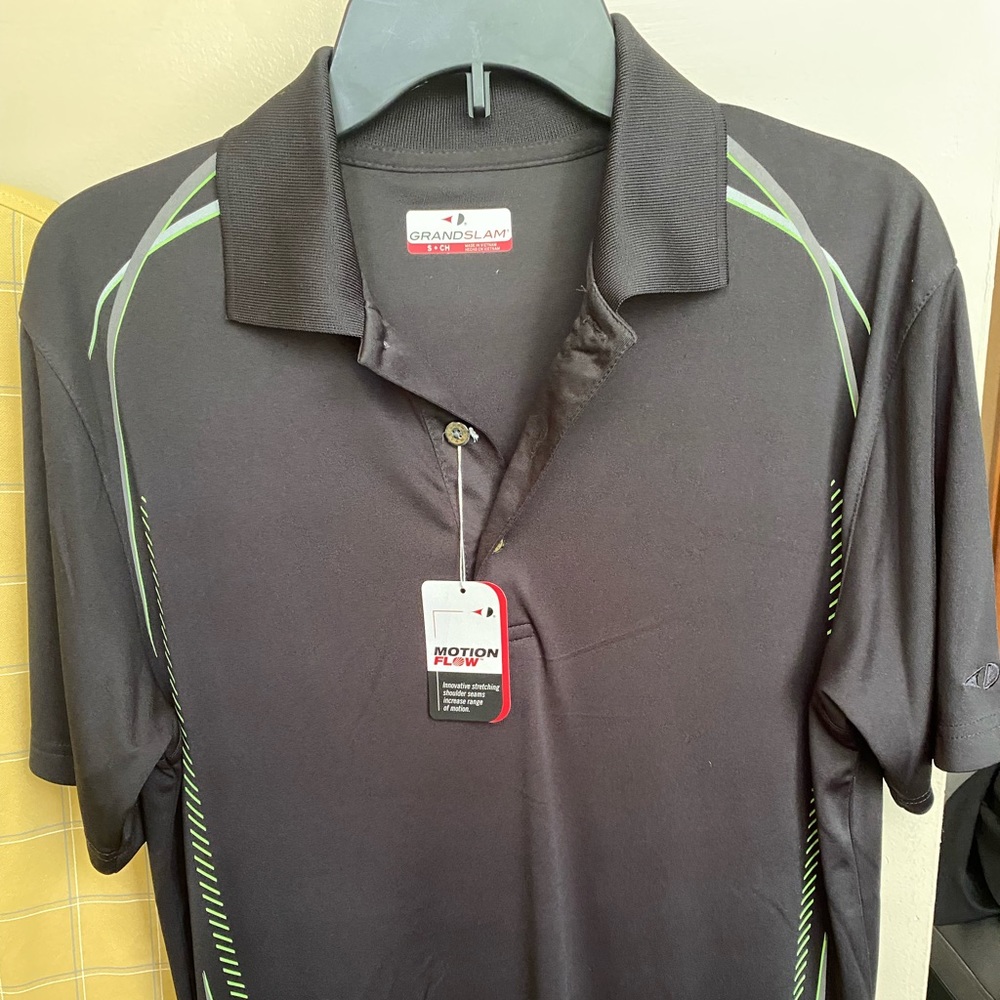 Men’s small golf jersey